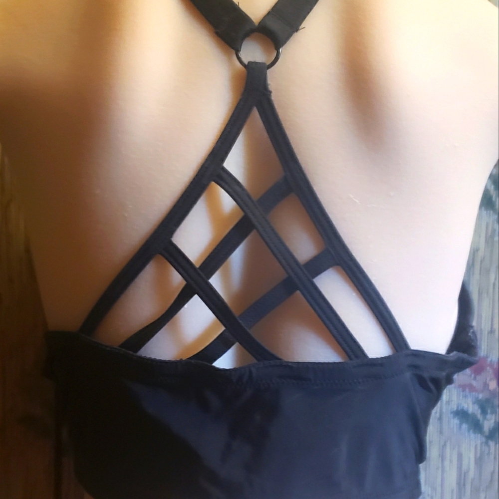 Victoria's Secret Set of 2 Front closure bras, Size 38D, Black and Purple - Picture 3 of 7